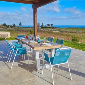 4  bedroom villa with pool, Scopello, sleeps 8